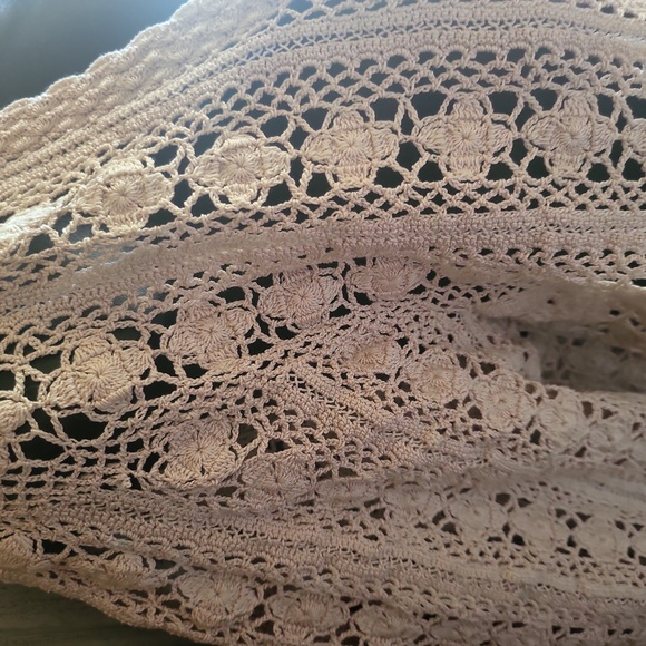 HAND CROCHET COTTON TOP FROM CHINA. - Picture 6 of 9